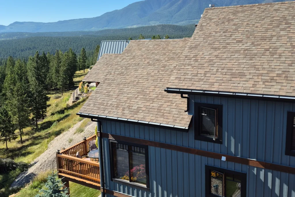 New architectural shingle roof on a mountain townhome