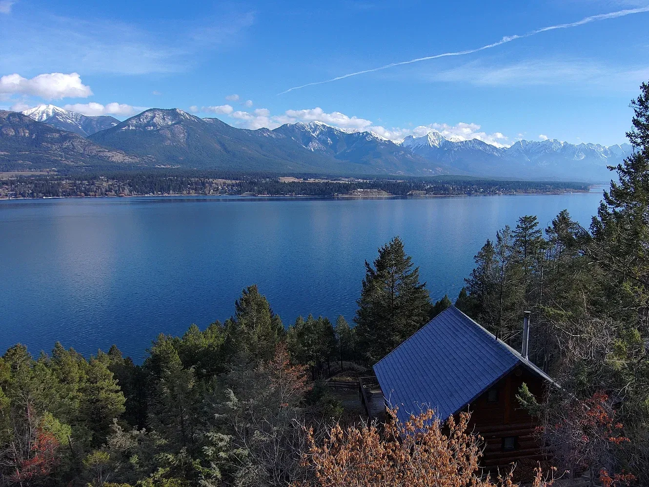 A-frame cabin with a new rubber roof in a treed lot above the lake, Invermere, BC
